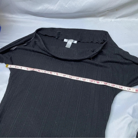 Revamped off the shoulders black long sleeve sweater - Picture 2 of 16